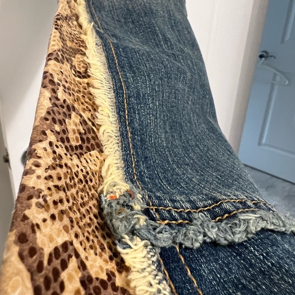 Allen B boot special edition snake skin & country fringe flare boot cut detail - Picture 3 of 5